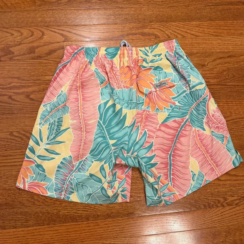 Kenny Flowers vibrant tropical